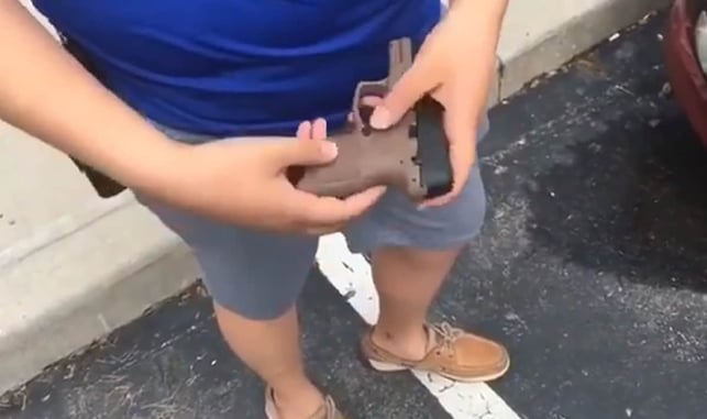 [VIDEO] This Is How NOT To Handle A Firearm