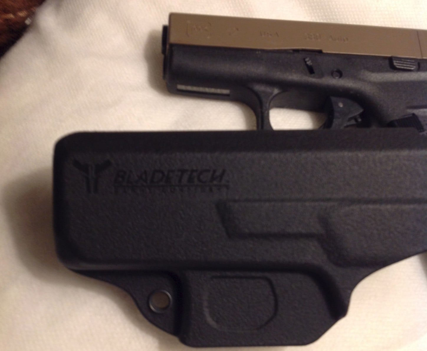 #DIGTHERIG – Scott and his Glock 42 or 43 in a Bladetech Holster