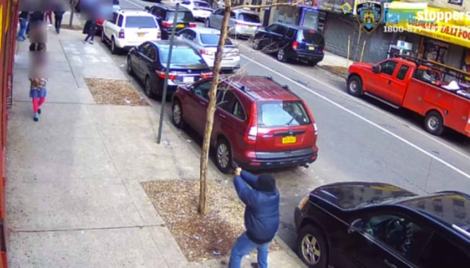 [WATCH] NYC Gun Laws Fail, Man Opens Fire On Busy Street While Children Present, Posts Bail