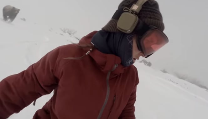 [VIDEO] The Importance Of Situational Awareness; Unknowingly Chased By A Bear Edition