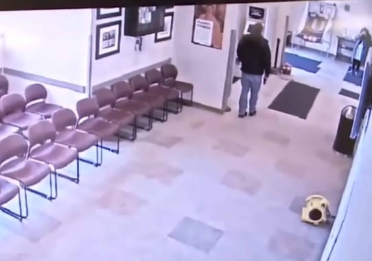[VIDEO] Suicidal Man Gets Into Gun Fight With Police
