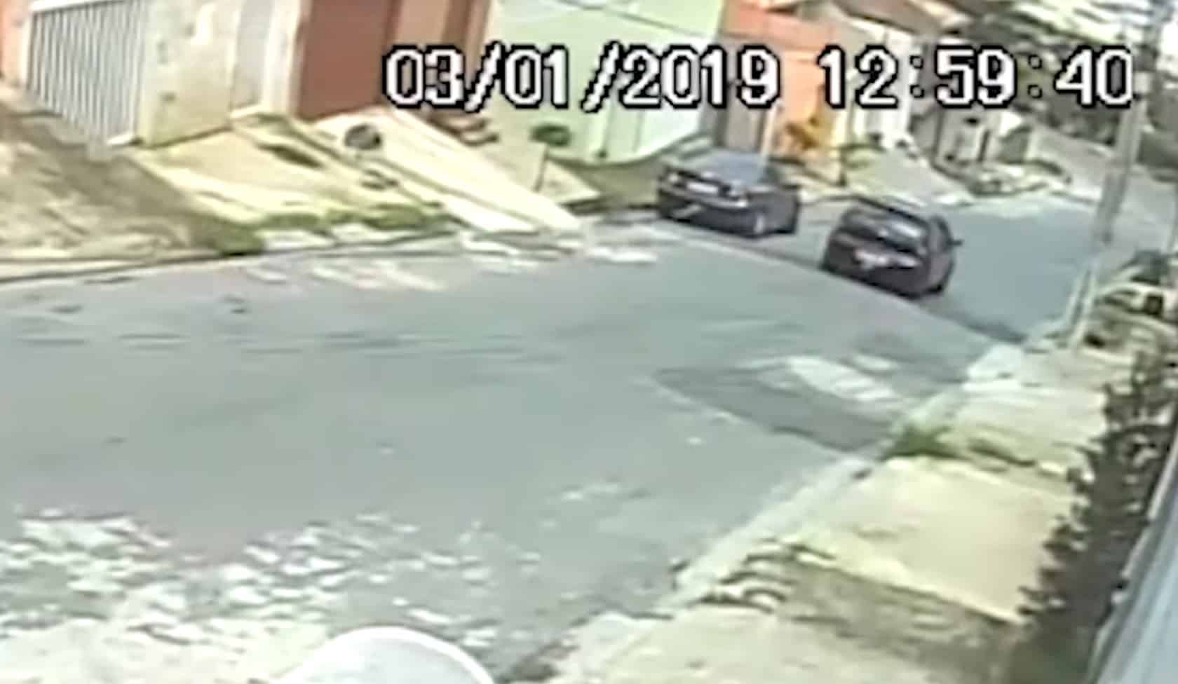 [VIDEO] Armed Robbers Unknowingly Choose Well-Known Competitive Shooter As Their Target. HUGE Mistake.