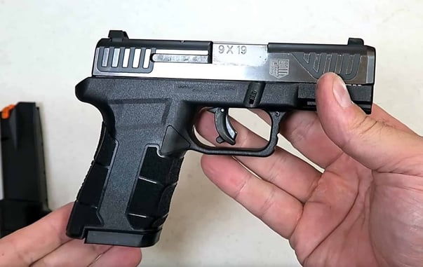 [FIREARM REVIEW] Diamondback AM2 9mm