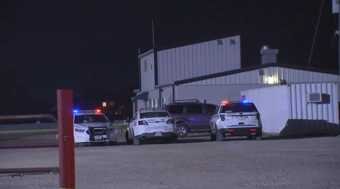 Gun Beats Bat: Movie Theater Manager Shoots And Kills Robber Beating Her With Bat