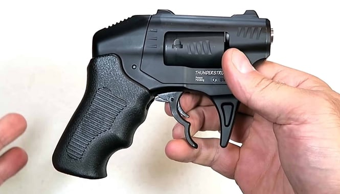 [FIREARM REVIEW] Standard manufacturing S333 Thunderstruck