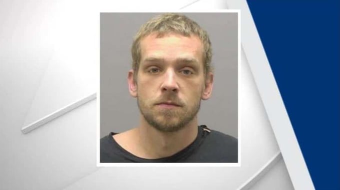 Axe-wielding Man Confronted By Homeowner With Shotgun. And The Winner Is…