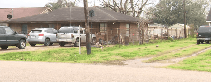 Man Kicks Down Door Of Ex-Girlfriend, Is Shot And Killed By Residents Inside