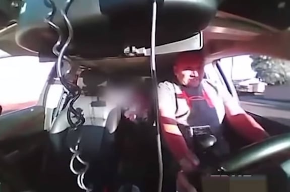 [VIDEO] Cop Wannabe With Serious Road Rage Issues After Pulling Gun On Driver
