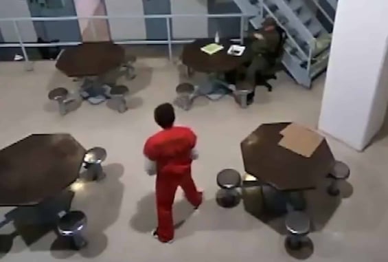 [VIDEO] Parkland Gunman Fights Guard In Jail, Gains Access To Taser, Eventually Handcuffed
