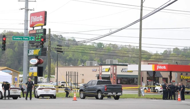 Suspect Fatally Shot After Stabbing 4 People At Tennessee Gas Station, Killing 3