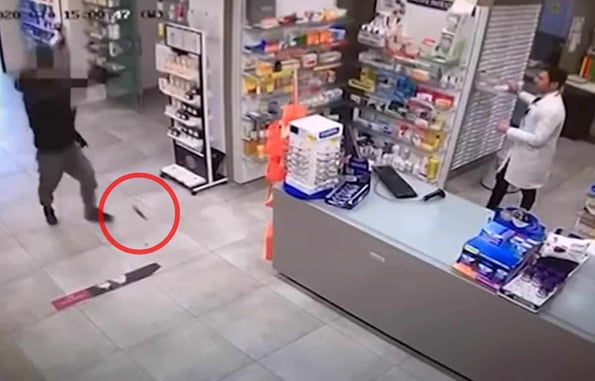 Robber’s Magazine Flies Out Of Gun During Robbery, Giving Us All An LOL