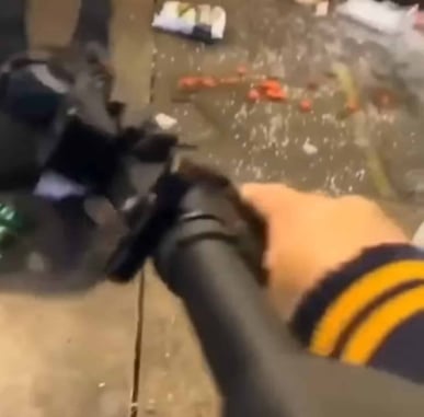 [VIDEO NSFW] Store Owner Has Enough, Catches Looters In The Act And Points AR At One On The Ground
