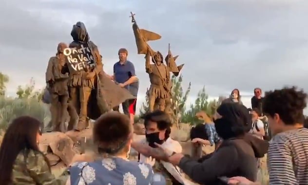 BREAKING: Person Shot As Group Attempts Tearing Down Statue In New Mexico, Armed Militia Was There Protecting Statues