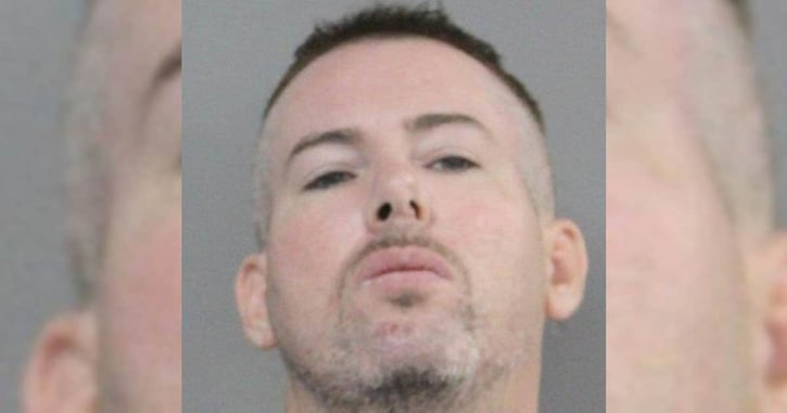 Man With Machete Stopped By Concealed Carrier At Convenience Store In This Bizarre Incident