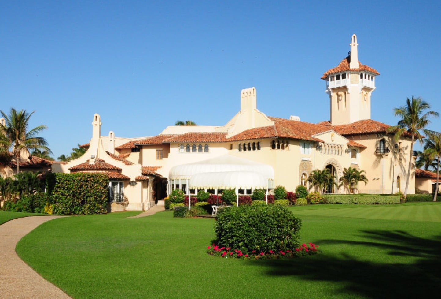 3 Teens Jump Wall Of Trump’s Mar-a-Lago With AK-47, The Biggest ‘Oops’ Of Their Lives