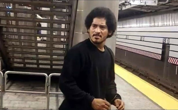 Man Attempts Rape Of Woman In NYC Subway, Witnesses Slow To React. This Is Where A Gun Is Handy.