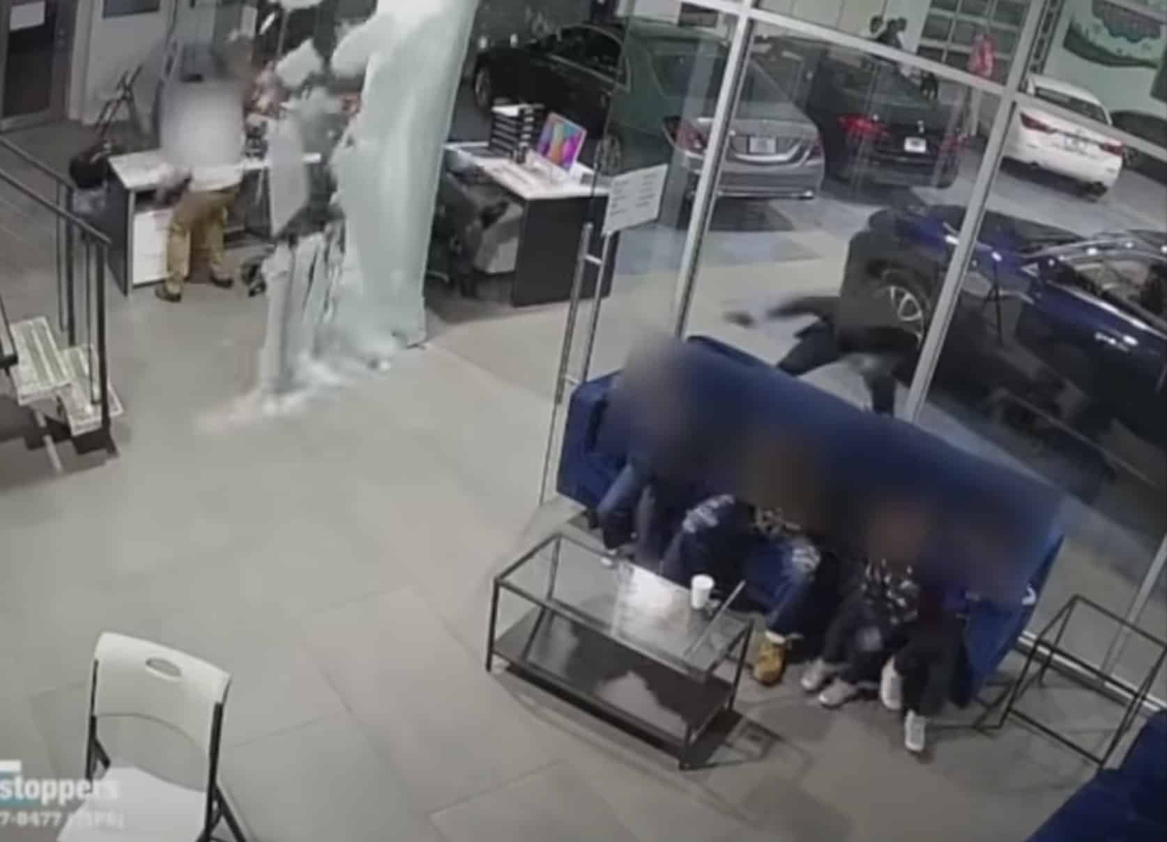 [VIDEO] Hero Dad Shields His Three Children As Gunfire Erupts Inside Bronx Car Dealership
