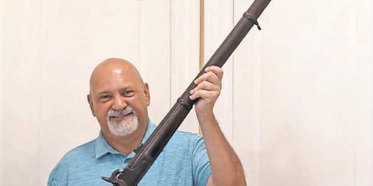 Man Buys Civil War Rifle At Online Auction, Finds Out That It’s Still Loaded Since The 1800’s