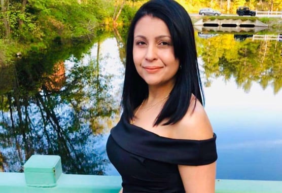 Man Stabs Wife To Death Outside Home In Front Of Their Kids, Neighbors Watch Helplessly