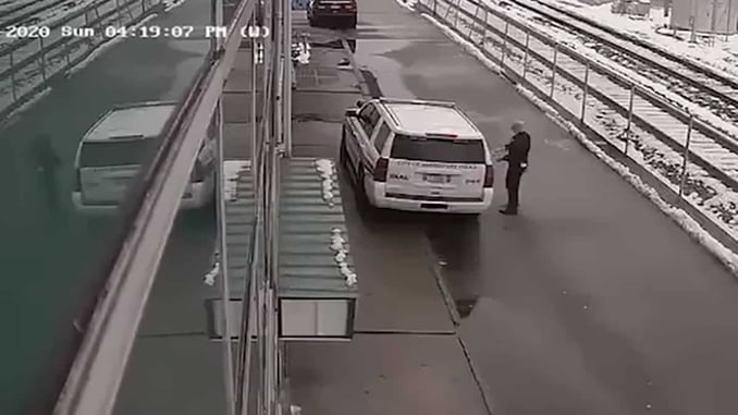 [VIDEO] Handcuffed Man In Police Car Shoots Officer With Hidden Gun After Being Searched And Transported