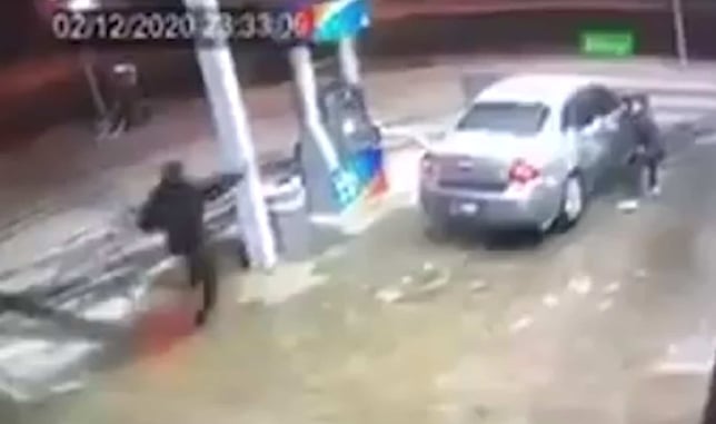 AR Pistol vs. Glock 23 In Wild Gas Station Shootout Between Good Guy And Bad Guy