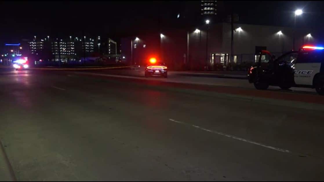 Victim Shot During Robbery Manages to Shoot Fleeing Suspect, Saving His Life