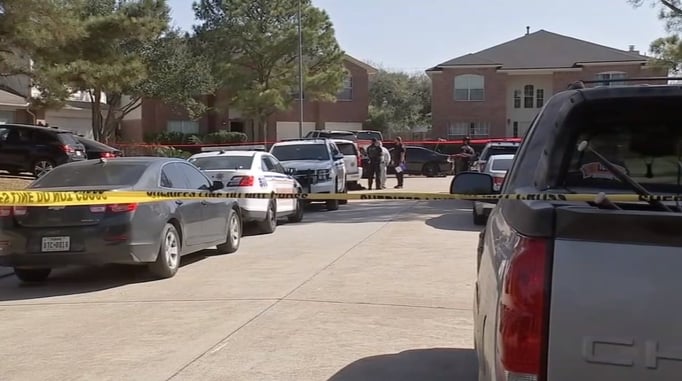 Man Returns Fire On 3 Bounty Hunters Who Broke Into Wrong Home And Started Shooting