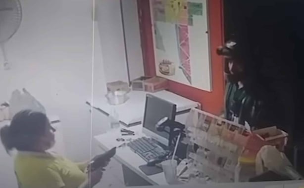 Woman Loses The Fight After Drawing Handgun With Holster Still Attached