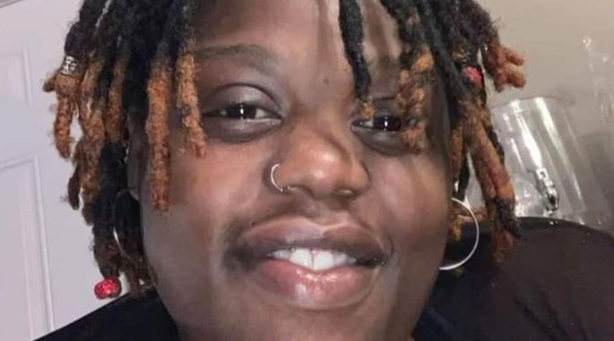 Mother of 5 Fatally Shot by Child Who Found Gun in Her Purse