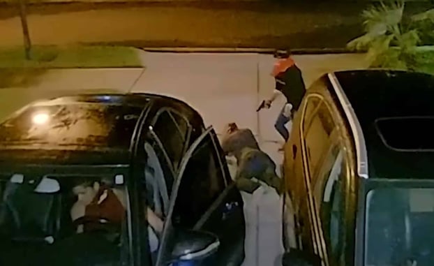 Armed Carjackers Take Advantage Of Unarmed Victim At Night