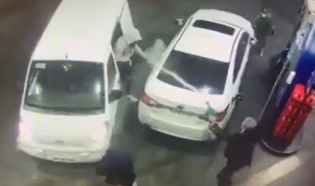 4 Thugs Try To Rob Man Pumping Gas, And He Hoses Them Down With The Flammable Liquid