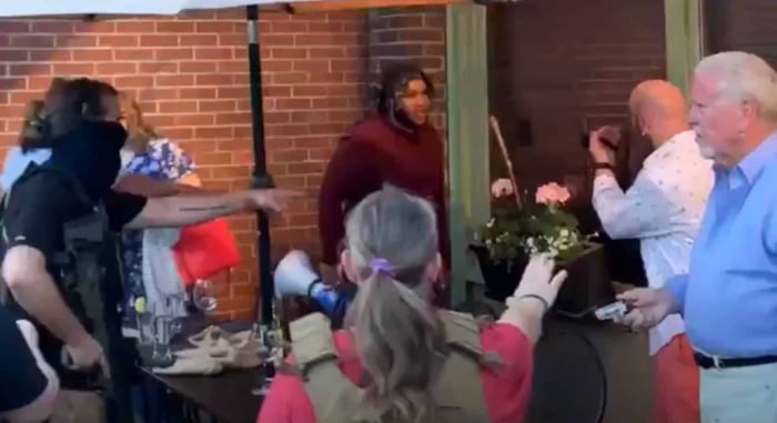 How Many Guns Can You Find In This Video? How Many Stupid People Can You Find?