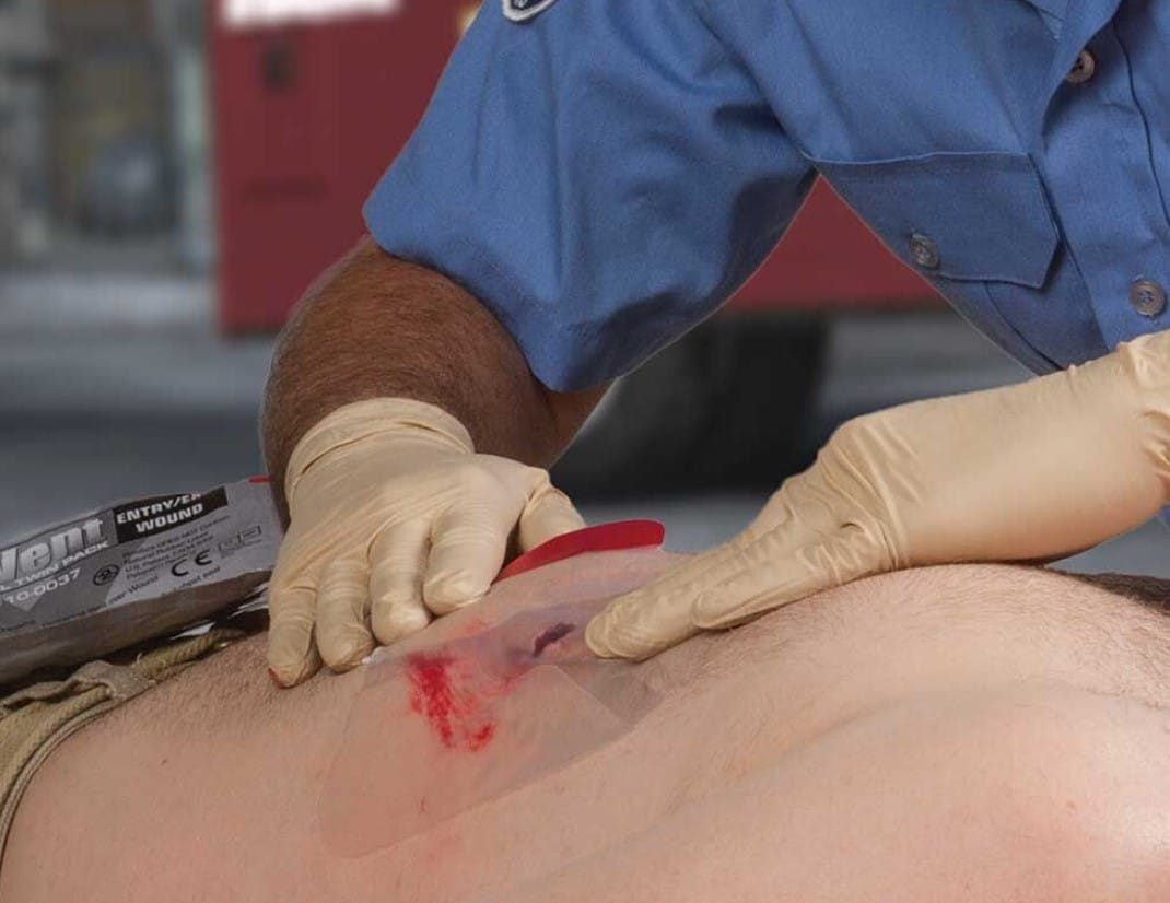 Gun Owner Crash Course on Tactical Medicine – Trauma Kits, Free Training & More