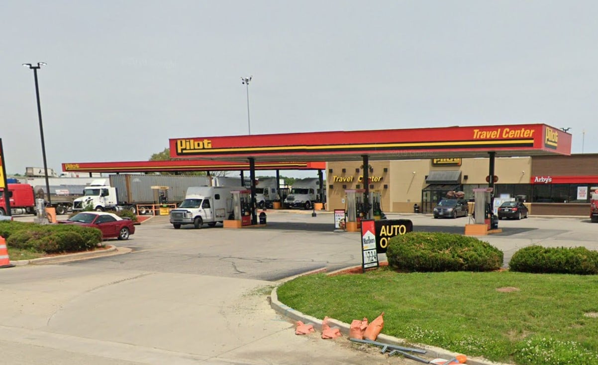Why We Carry: Random “Vicious Execution” Of Innocent Man While Pumping Gas, Good Guy With Gun Stops Rampage