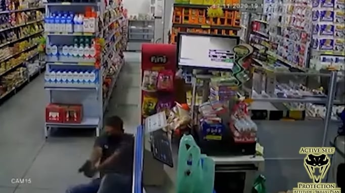 Armed Appendix Carrier Waited Until The Perfect Moment To Draw And Fire