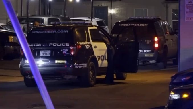 With 2 Kids Inside Home, Woman Shoots And Kills Estranged Boyfriend As He Forced His Way Inside