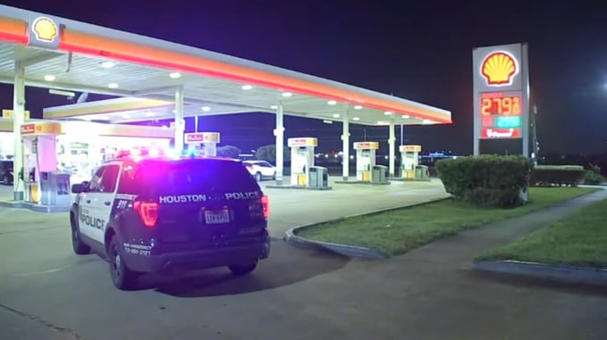 Man Shot In The Face By Concealed Carrier After Failed Armed Robbery Attempt At Gas Station