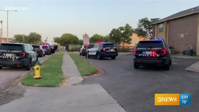 Sunday Shoe Sale Site Turns Into Scary Shooting Scene, Target Is An Armed Citizen