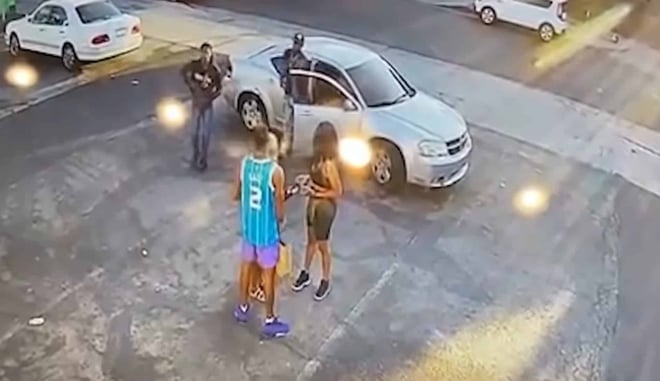 Armed Man Quickly Draws Against Multiple Attackers And Hits Both Targets, Allowing A Safe Retreat