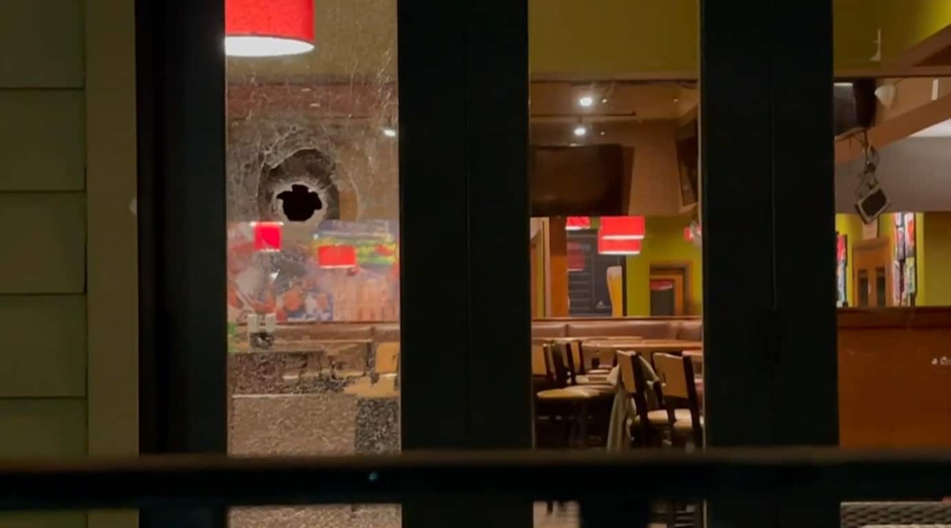 3 Shot In Applebee’s Parking Lot In Memphis As Suspects Attempt To Steal Customer’s Vehicle