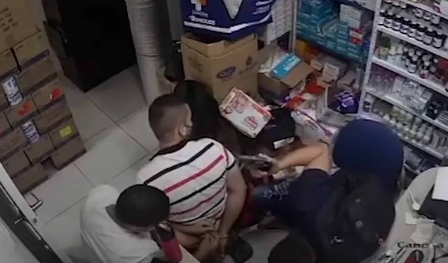 Man Loses His Life Trying To Fight Back Against Armed Robber