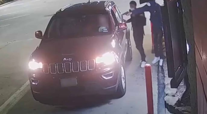 Drive-Thru Armed Robbers Shows Us Why Fast Food Can Be Hazardous To Your Health At 3AM