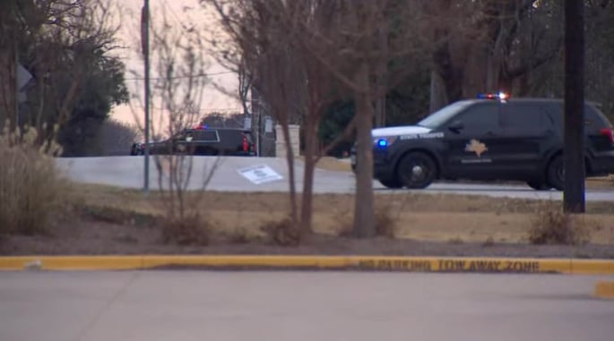 Man Holding Hostages At Synagogue Apparently Wants His Terrorist Sister Released From Federal Prison