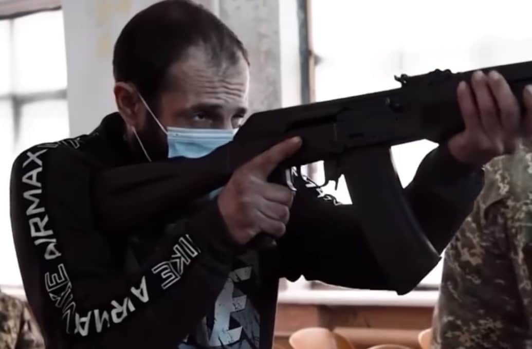 Ukraine Military Training Civilians To Help Defend Against Possible Russian Invasion