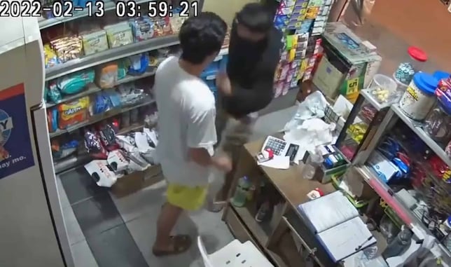 Clerk Goes All Out In His Successful Disarming Of Robber