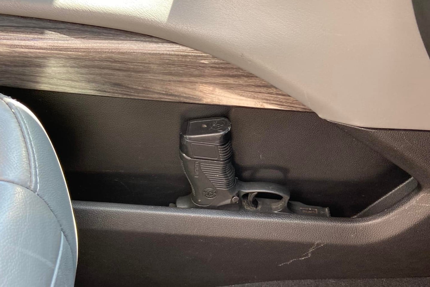 No, This Doesn’t Mean ‘Free Gun’ In Your Rental Car
