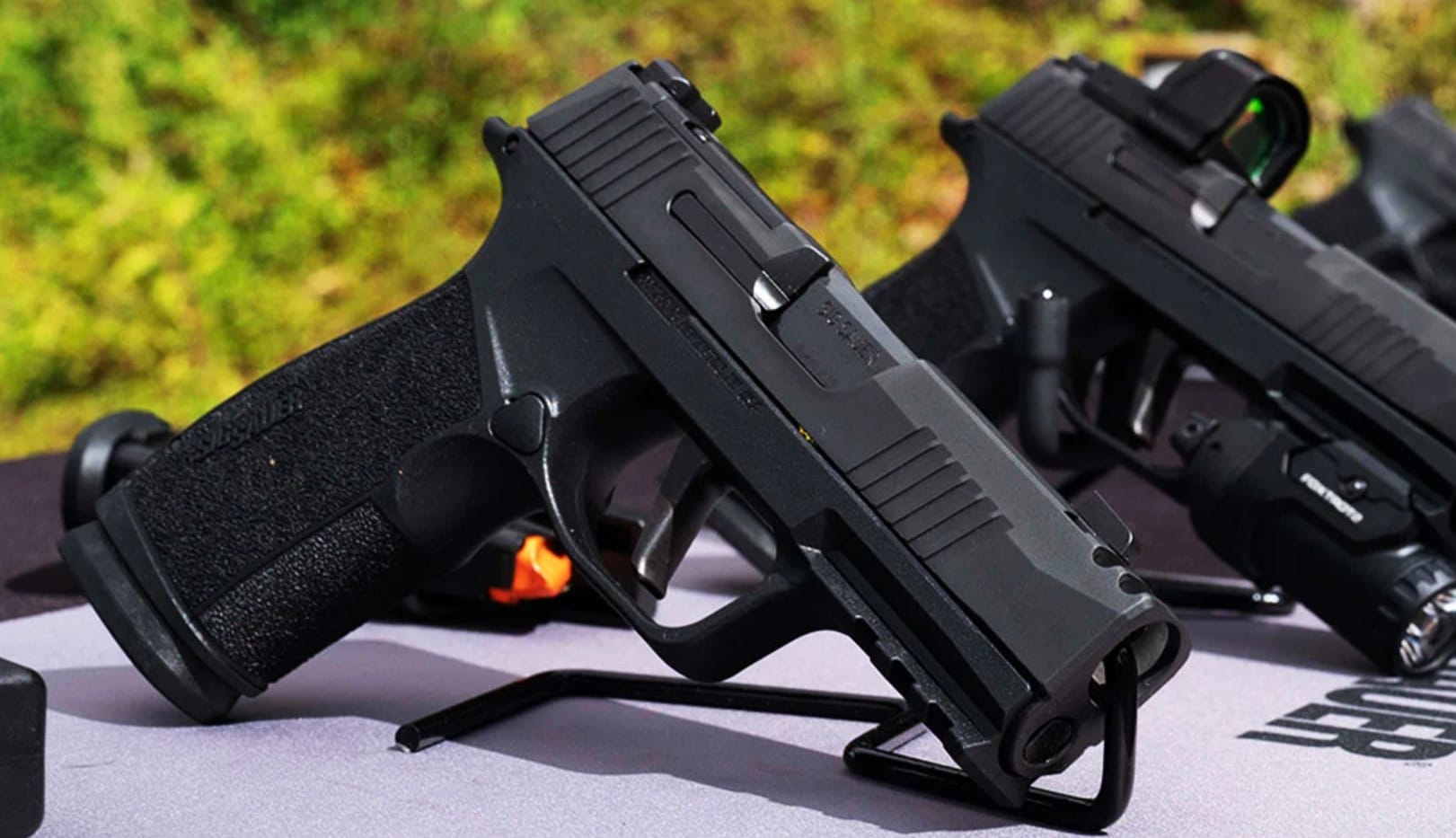 SIG Sauer Introduces The P365-XMACRO, A 1″ Wide 9mm That Holds 17+1 Rounds (!!)
