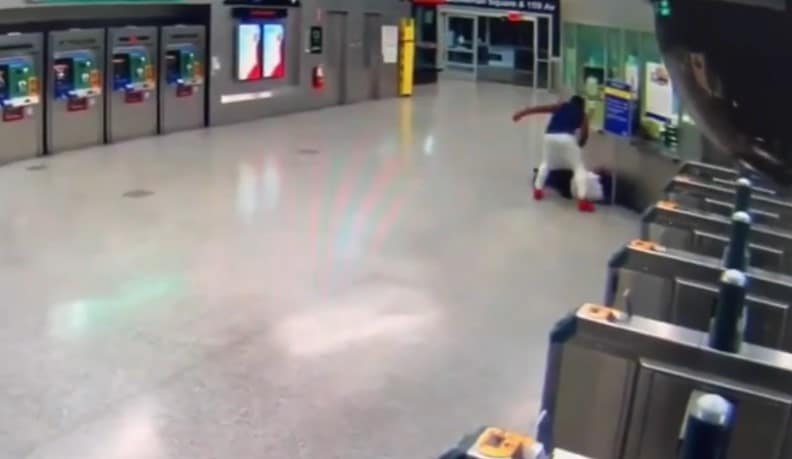 Woman Brutally Attacked In New York Subway With No Help In Sight