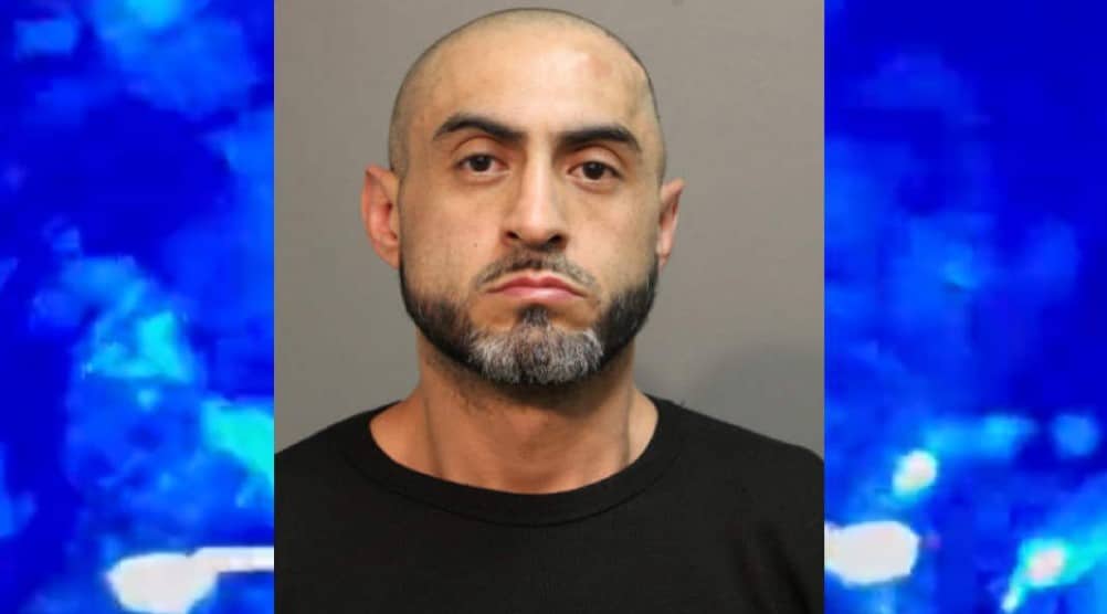 Chicago Couple Stops 5-Time Home Invader With Gun