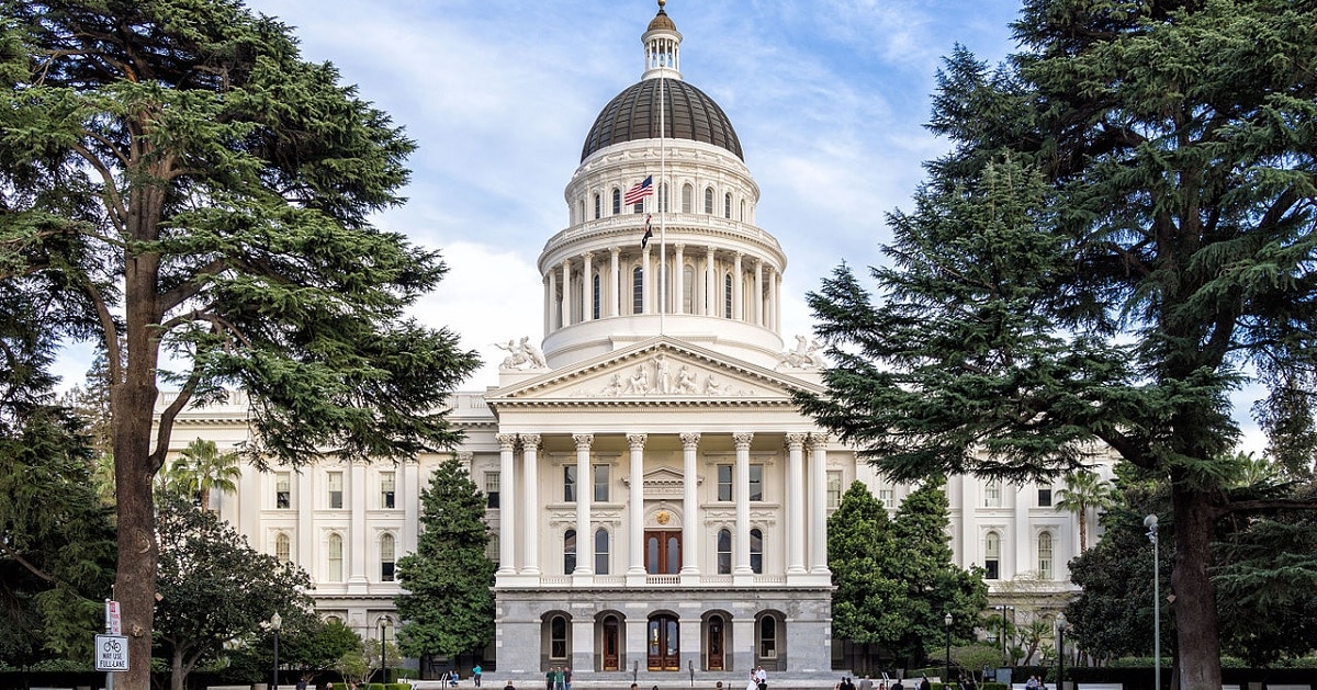 California Senator Targets Banks That “Do Business With Firearms Manufacturers”